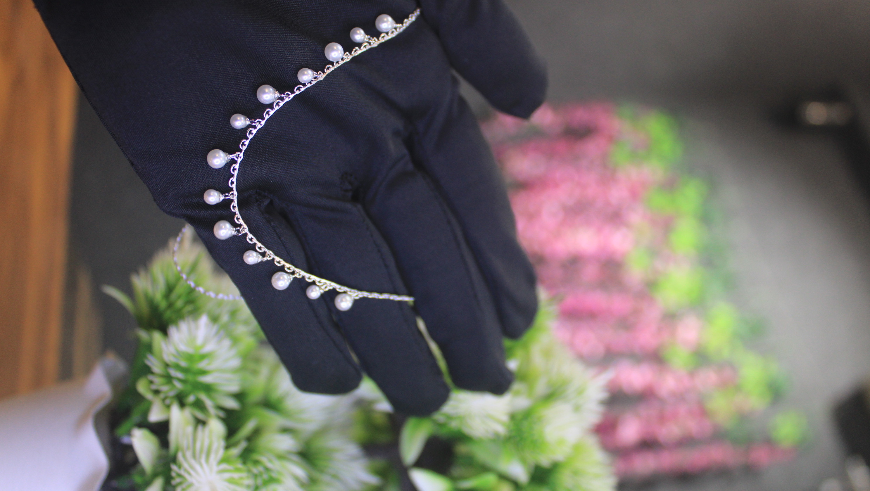 Dainty Pearl Drop Necklace – Minimalist Silver Chain with Freshwater-Style Pearls, Elegant Bridal & Everyday Jewelry 5