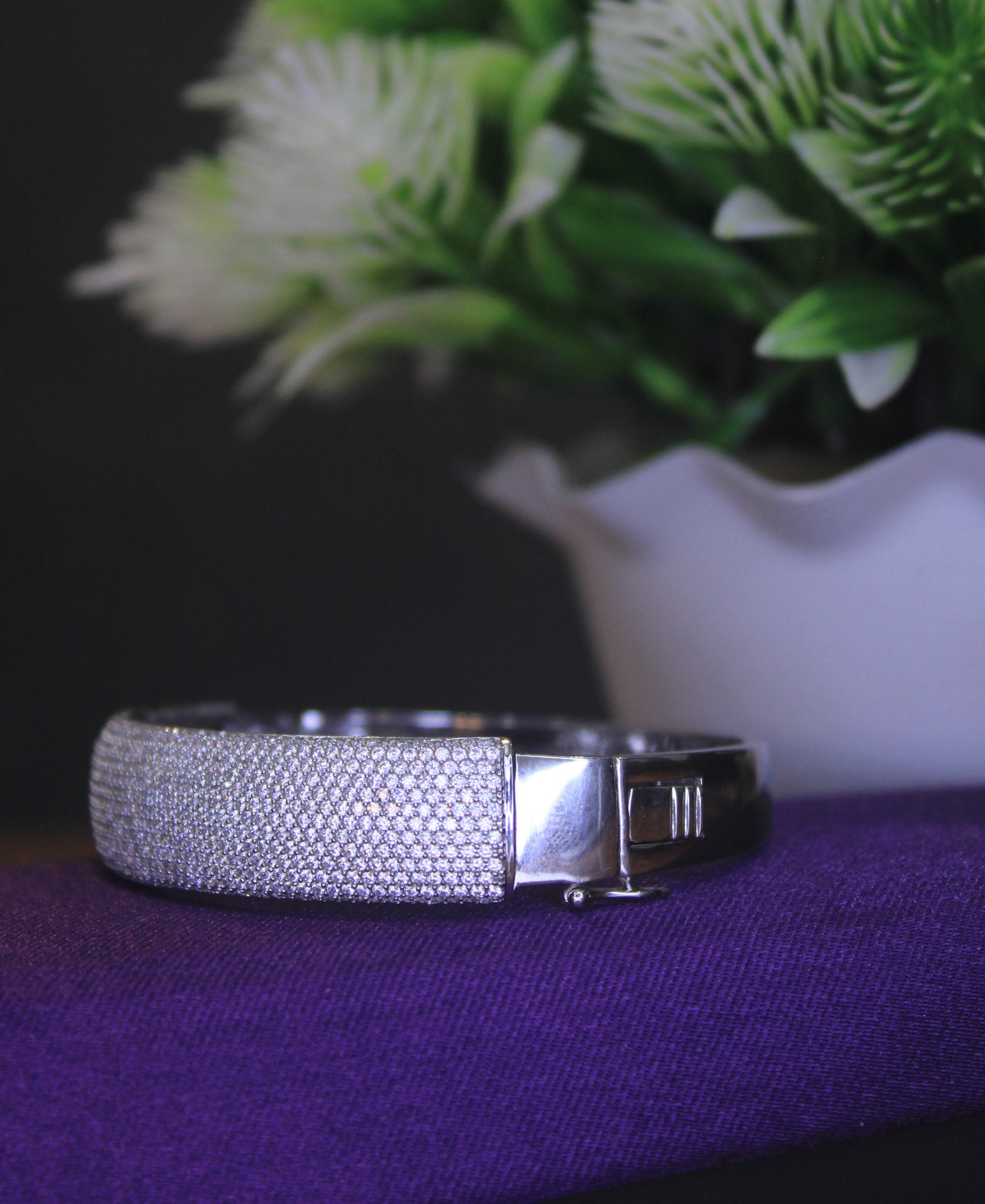 Luxury Micro-Pavé Crystal Bangle Bracelet – Elegant Silver Finish 3